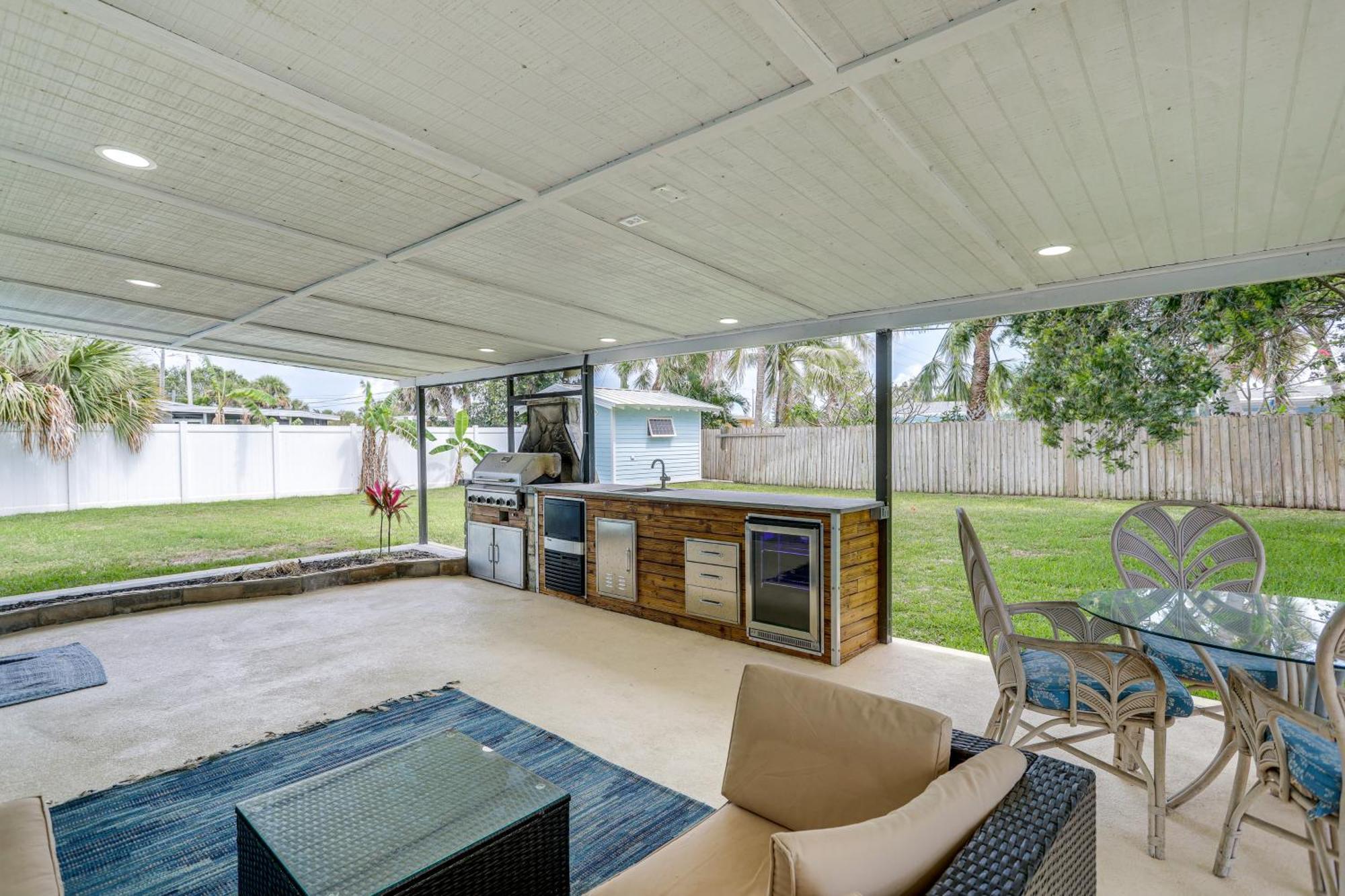 Pet-Friendly Cocoa Beach Home Walk To Beach! Extérieur photo