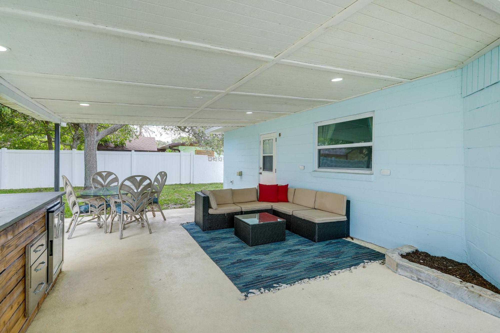 Pet-Friendly Cocoa Beach Home Walk To Beach! Extérieur photo