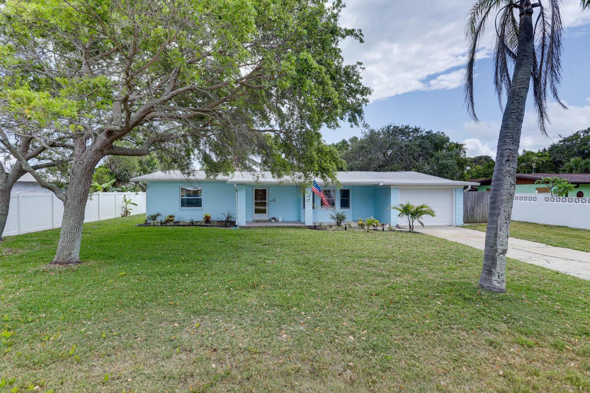 Pet-Friendly Cocoa Beach Home Walk To Beach! Extérieur photo